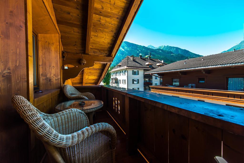 Moroder Haus Hotel Майерхофен Екстериор снимка