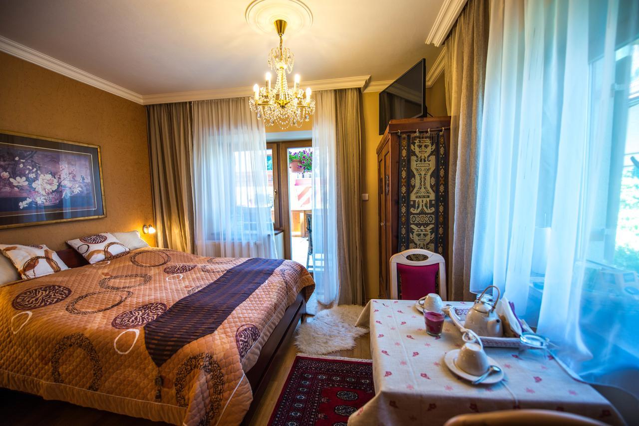Moroder Haus Hotel Майерхофен Екстериор снимка